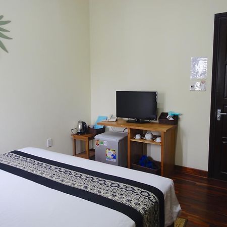 Leaf Homestay ฮอยอัน ภายนอก รูปภาพ